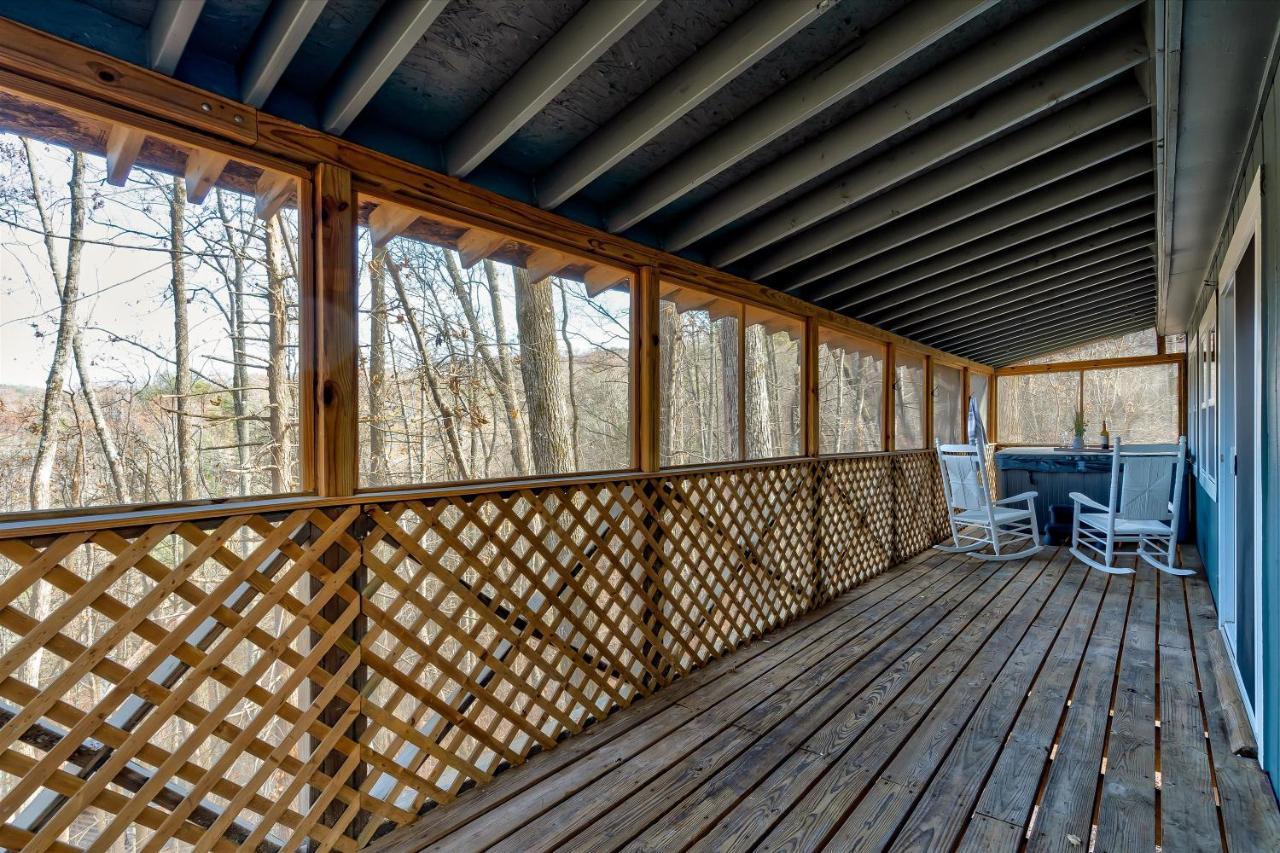 The Pet Friendly Cub Cabin Sevierville Dış mekan fotoğraf